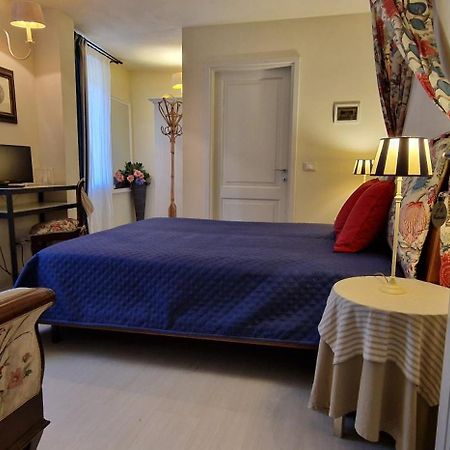Antica Casa Menetti B E B Bed and Breakfast Sestola Eksteriør billede